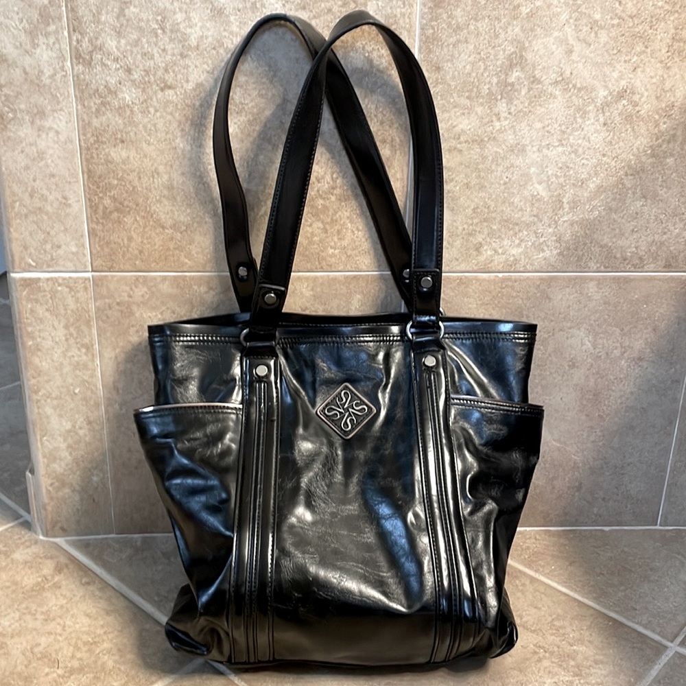 Simply Vera Vera Wang handbag